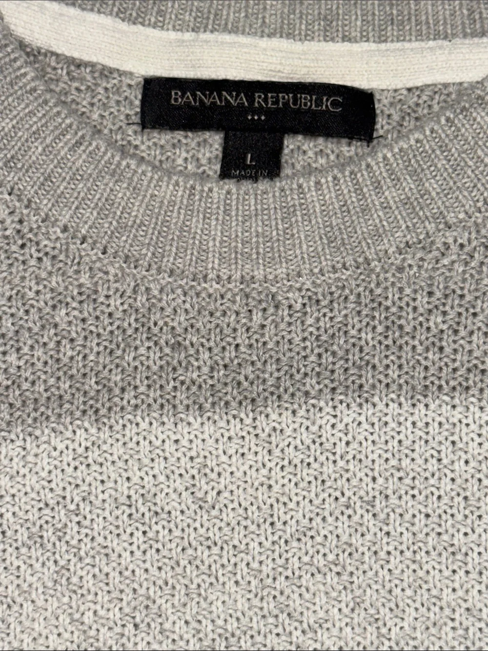 Banana Republic Men’s Gray and Cream Striped Crewneck Sweater